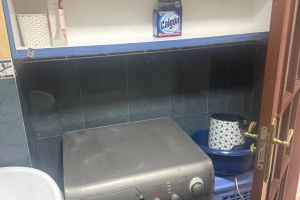 Shtepi me qera Apartament ne Tirane, 1+1, Mobilimi E mobiluar, Pagesa 40,000  Leke.