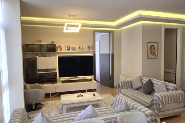 Shtepi ne shitje 2+1 ne Tirane - 340,000 Euro