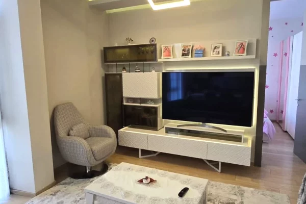 Shtepi ne shitje Apartament ne Tirane, 2+1, Mobilimi E mobiluar, Pagesa 340,000  Euro.