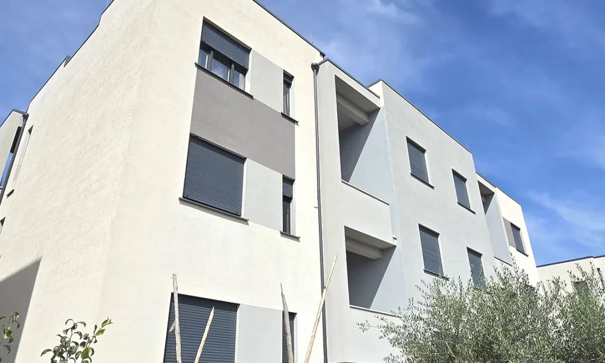 Shtepi ne shitje Apartament ne Durres, 1+1, Mobilimi E mobiluar, Pagesa 250,500  Euro.