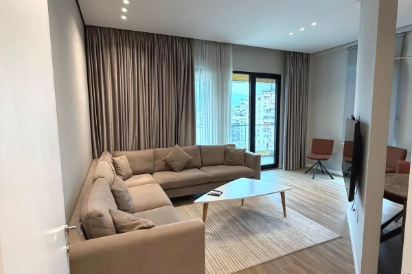 Jepet me qira tek Square 21 – ideale edhe për Airbnb!  2+1+2 + Post Parkimi Në -1