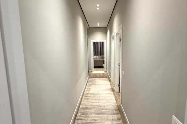 Shtepi me qera Apartament ne Tirane, 2+1, Mobilimi E mobiluar, Pagesa 1,300  Euro.