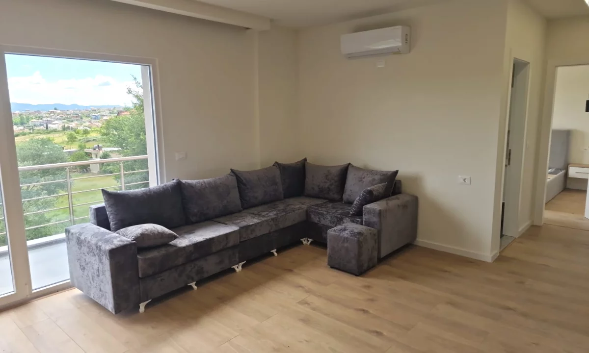 Shtepi me qera Apartament ne Tirane, 1+1, Mobilimi E mobiluar, Pagesa 400  Euro.