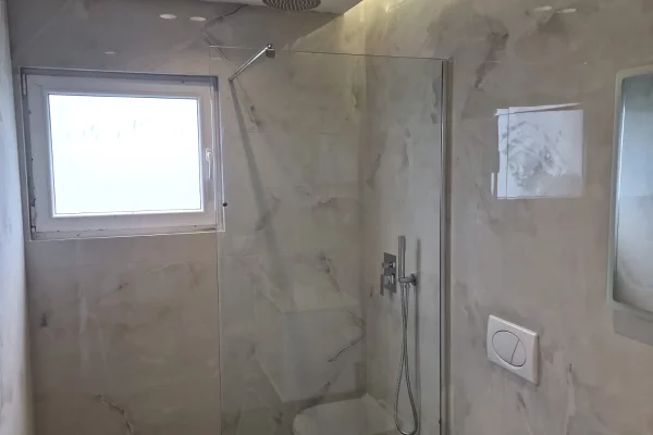Shtepi me qera Apartament ne Tirane, 1+1, Mobilimi E mobiluar, Pagesa 400  Euro.