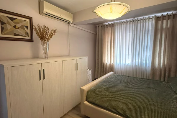 Shtepi ne shitje Apartament ne Tirane, 2+1, Mobilimi E mobiluar, Pagesa 212,000  Euro.