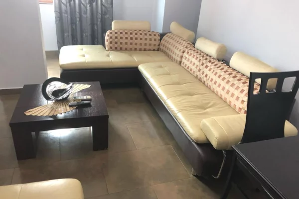Shtepi me qera 2+1 ne Tirane - 65,000 Leke
