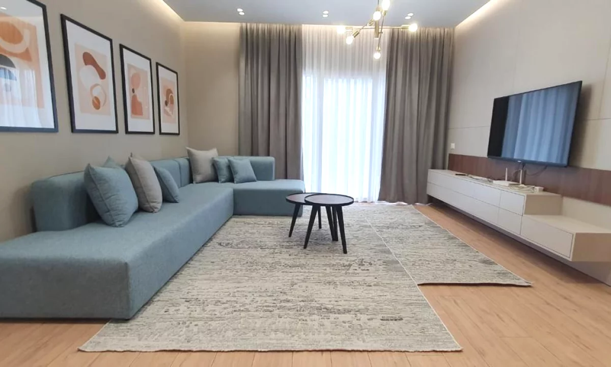 Shtepi me qera Apartament ne Tirane, 2+1, Mobilimi E mobiluar, Pagesa 1,200  Euro.