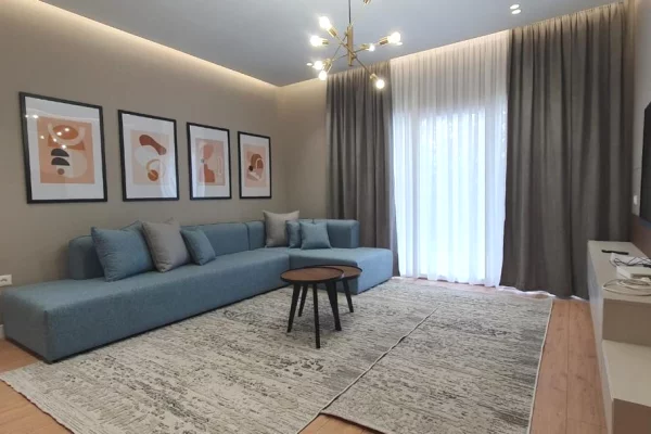 Shtepi me qera Apartament ne Tirane, 2+1, Mobilimi E mobiluar, Pagesa 1,200  Euro.