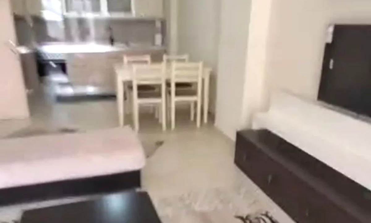 Shtepi me qera Apartament ne Tirane, 2+1, Mobilimi E mobiluar, Pagesa 55,000  Leke.