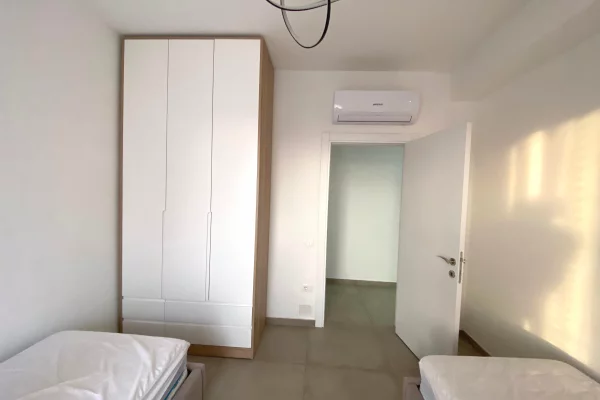Shtepi me qera Apartament ne Tirane, 2+1, Mobilimi E mobiluar, Pagesa 650  Euro.