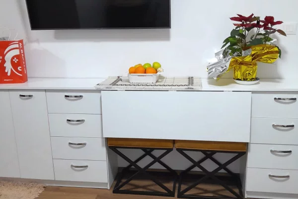 Shtepi me qera Apartament ne Tirane, 1+1, Mobilimi E mobiluar, Pagesa 600  Euro.