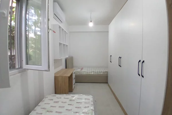 Shtepi me qera Apartament ne Tirane, 2+1, Mobilimi E mobiluar, Pagesa 55,000  Leke.