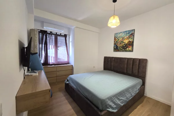Shtepi ne shitje Apartament ne Tirane, 1+1, Mobilimi E mobiluar, Pagesa 167,000  Euro.