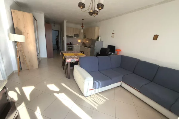 Shtepi me qera Apartament ne Tirane, 1+1, Mobilimi E mobiluar, Pagesa 400  Euro.