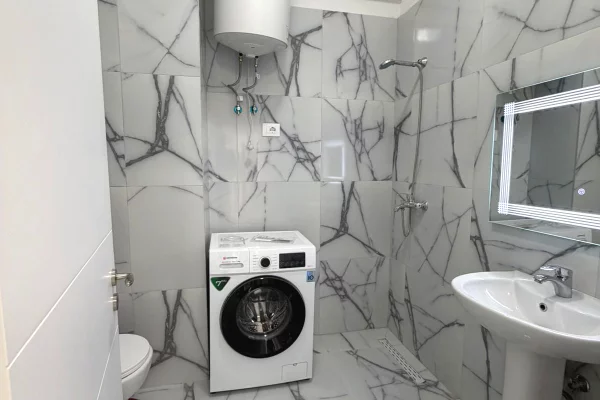 Shtepi me qera Apartament ne Tirane, 1+1, Mobilimi E mobiluar, Pagesa 500  Euro.