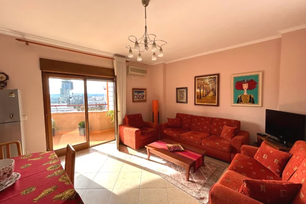 Jepet me qera apartament 1+1 ne Qender te Tiranes te 9-kateshet