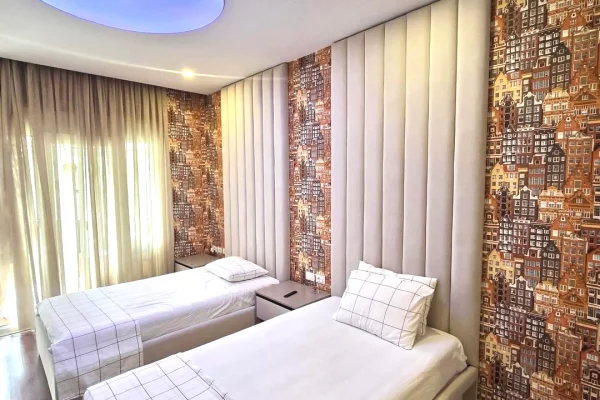 Shtepi ne shitje Vila Luksoze ne Tirane, 3+1, Mobilimi E mobiluar, Pagesa 499,000  Euro.