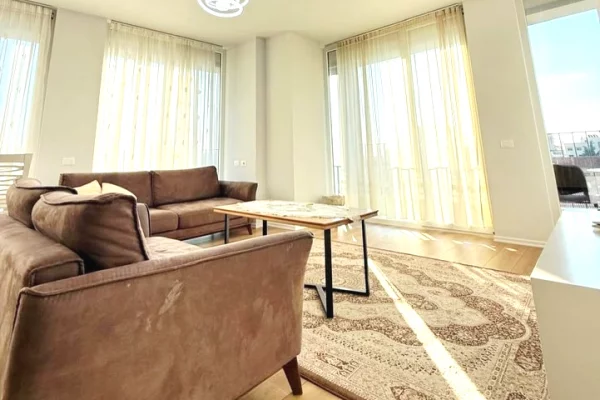 Shtepi ne shitje Apartament ne Tirane, 2+1, Mobilimi E mobiluar, Pagesa 289,000  Euro.