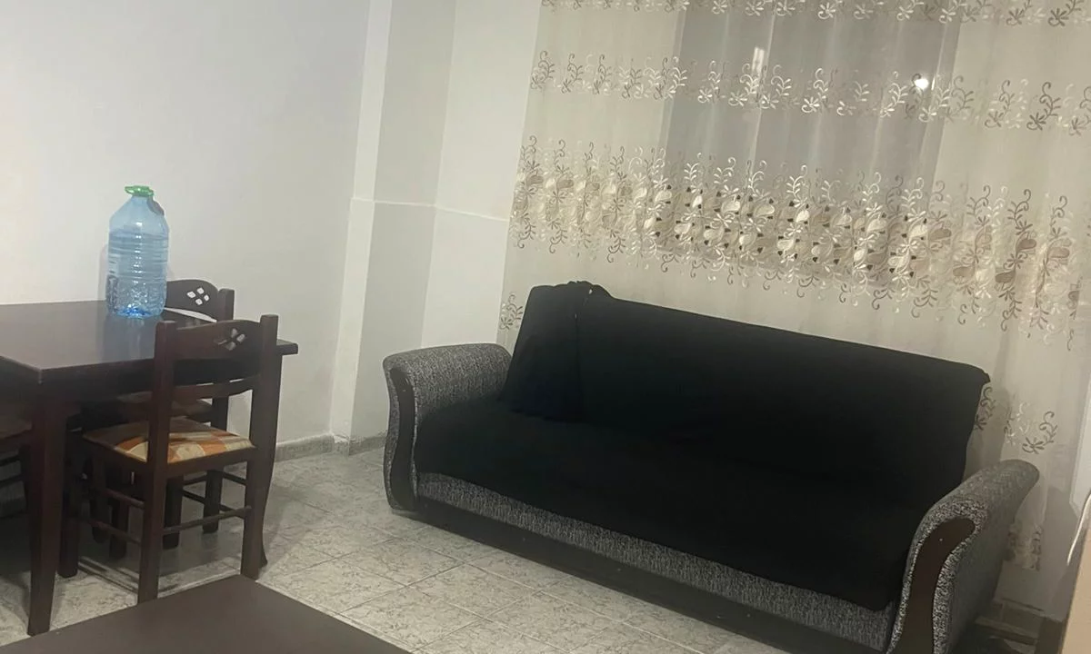 Appartamento in affitto a Tirana 1+1, Arredato