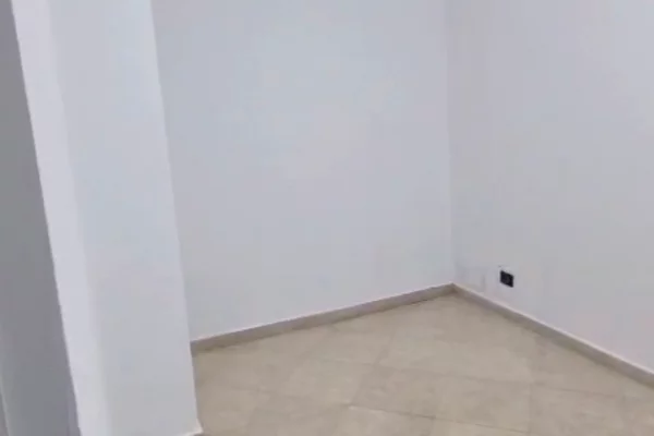 Ambjent per zyra me qera te myslym shyri te karburant kastrati