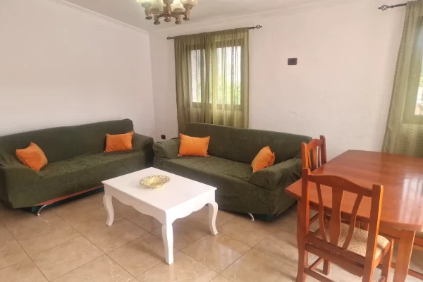 Shtepi me qera Apartament ne Tirane, 2+1, Mobilimi E mobiluar, Pagesa 50,000  Leke.