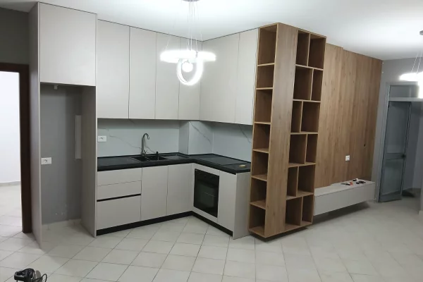 🏡 Apartament 2+1 me Qira në Yzberisht ✨
