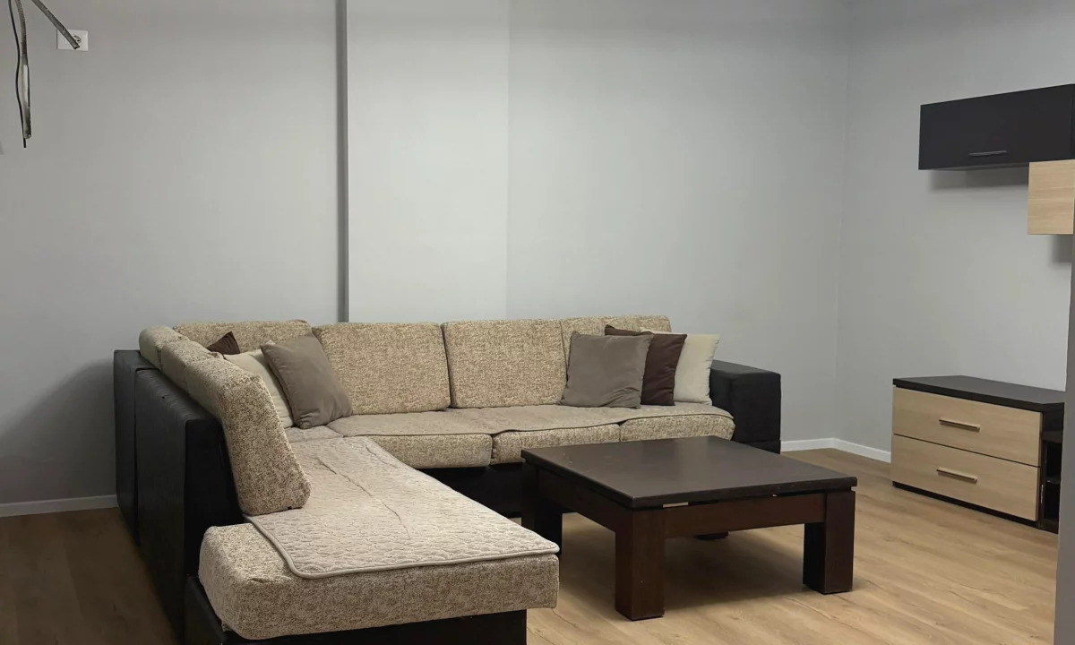 Shtepi me qera Apartament ne Tirane, 2+1, Mobilimi E mobiluar, Pagesa 60,000  Leke.