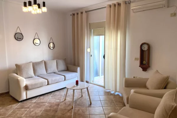 🏡 Apartament 1+1 me Qira në Fresk ✨