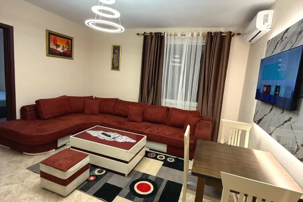 Shtepi ne shitje Apartament ne Tirane, 2+1, Mobilimi E mobiluar, Pagesa 130,000  Euro.