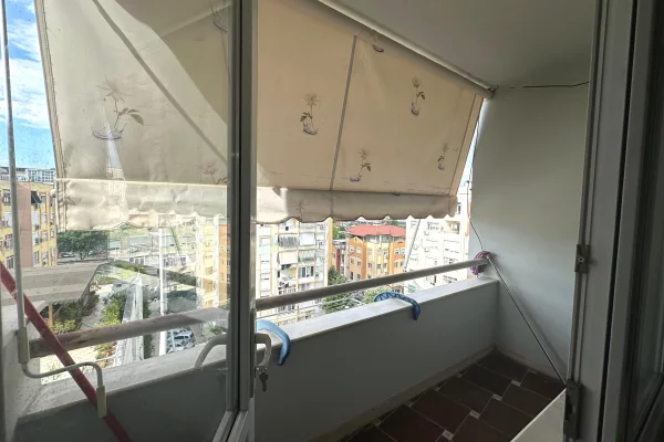 Shtepi ne shitje Apartament ne Tirane, 2+1, Mobilimi E mobiluar, Pagesa 220,000  Euro.