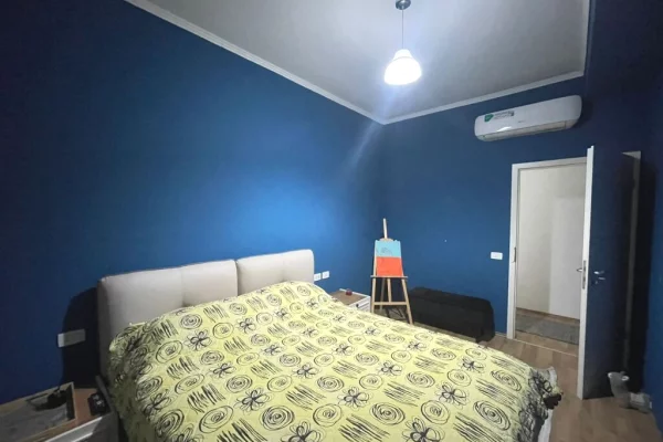 Shtepi ne shitje Apartament ne Tirane, 2+1, Mobilimi E mobiluar, Pagesa 165,000  Euro.