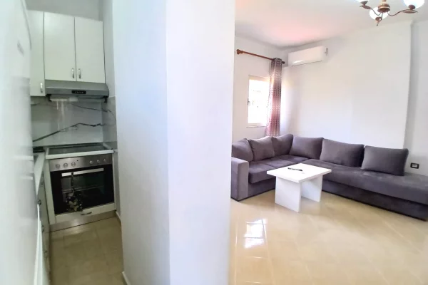 Appartamento in affitto a Tirana 1+1, Arredato