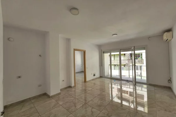 🏢 Apartament 1+1 me Qira për Zyra te Zogu i Zi ✨
