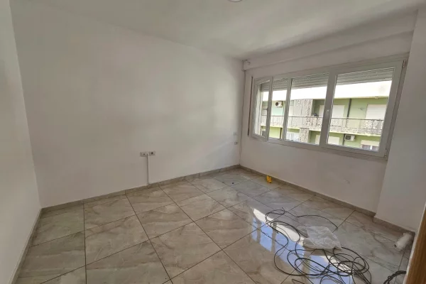 🏢 Apartament 1+1 me Qira per Zyra te Zogu i Zi ✨
