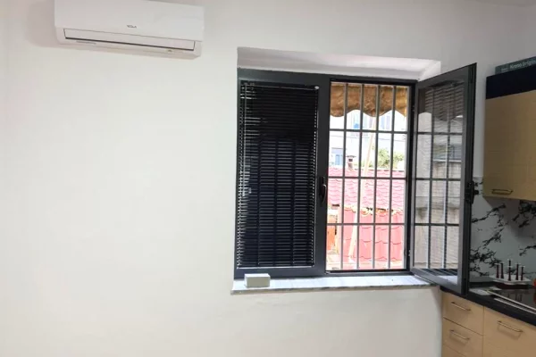 🏢 Apartament 1+1 me Qira per Zyra te Kafe Flora ✨