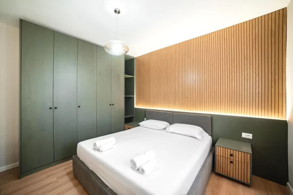 Shtepi ne shitje Apartament ne Tirane, 2+1, Mobilimi E mobiluar, Pagesa 220,000  Euro.