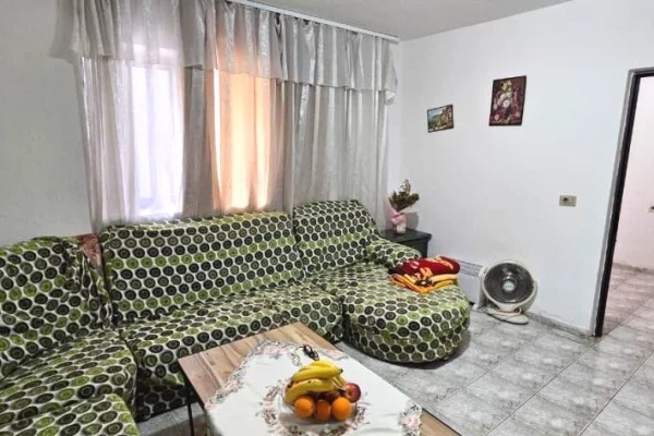 Shtepi me qera Apartament ne Tirane, 1+1, Mobilimi E mobiluar, Pagesa 40,000  Leke.