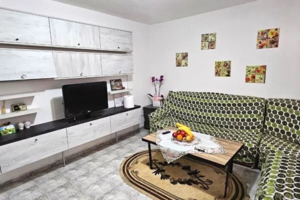 Casa in affitto 1+1 a Tirana - 40,000 Leke