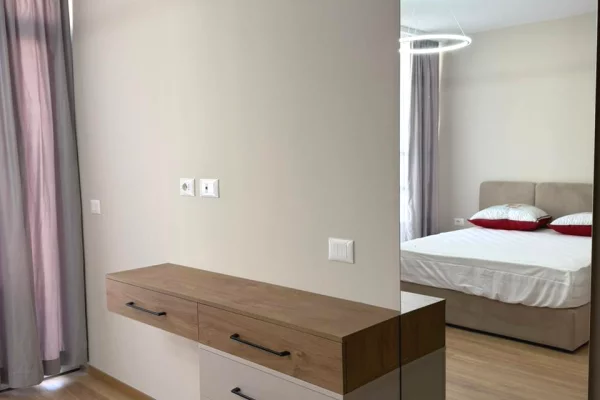 Appartamento in affitto a Tirana 1+1, Arredato