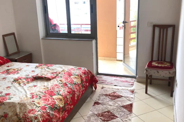 Shtepi me qera Apartament ne Tirane, 1+1, Mobilimi E mobiluar, Pagesa 400  Euro.