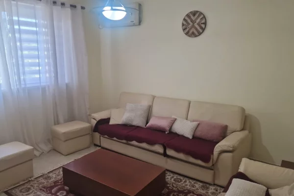 Shtepi me qera 1+1 ne Tirane - 500 Euro