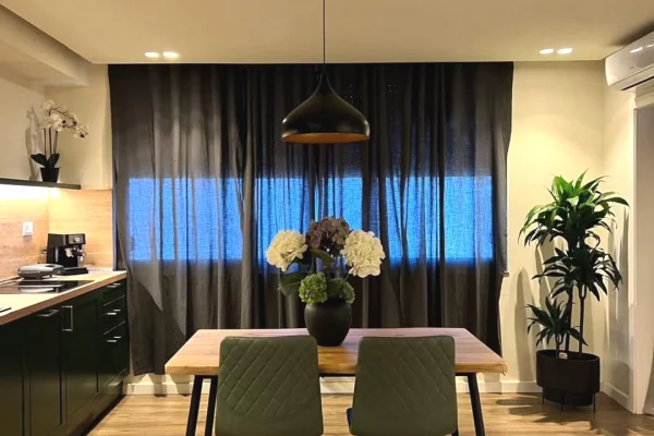 Shtepi me qera Apartament ne Tirane, 2+1, Mobilimi E mobiluar, Pagesa 1,000  Euro.