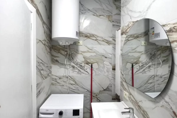 Shtepi ne shitje Apartament ne Tirane, 2+1, Mobilimi E mobiluar, Pagesa 272,000  Euro.