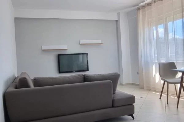 Shtepi me qera Apartament ne Tirane, 2+1, Mobilimi E mobiluar, Pagesa 60,000  Leke.