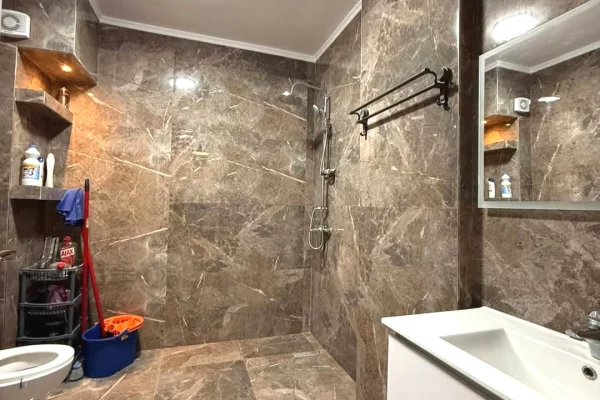 Apartment for sale in Tirana 1+1, Furnished