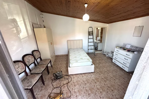 Shtepi me qera Apartament ne Tirane, 1+1, Mobilimi E mobiluar, Pagesa 35,000  Leke.