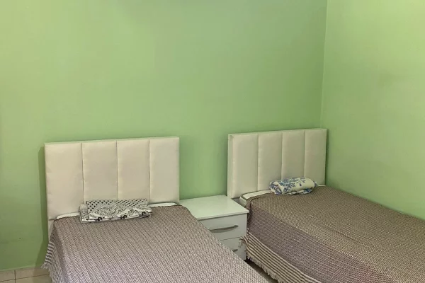 Shtepi me qera Apartament ne Tirane, Garsoniere, Mobilimi E mobiluar, Pagesa 35,000  Leke.