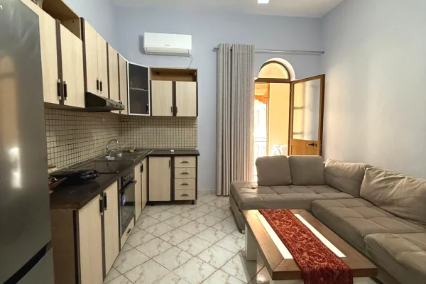 Shtepi me qera Apartament ne Tirane, 1+1, Mobilimi E mobiluar, Pagesa 550  Euro.