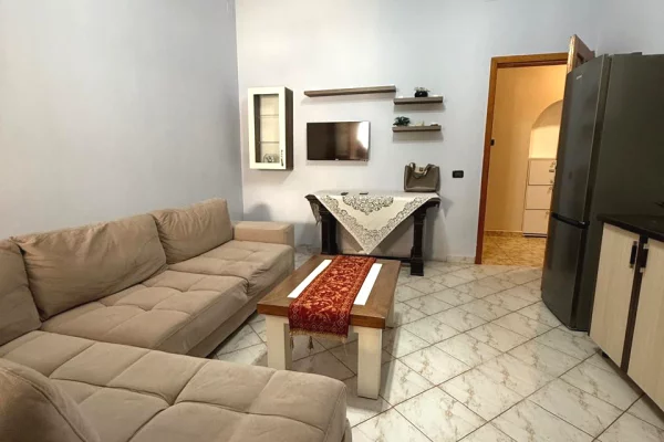 Shtepi me qera 1+1 ne Tirane - 550 Euro