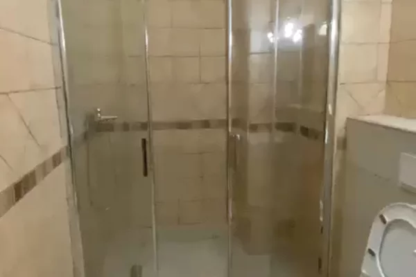 Shtepi ne shitje Apartament ne Tirane, 1+1, Mobilimi E mobiluar, Pagesa 160,000  Euro.